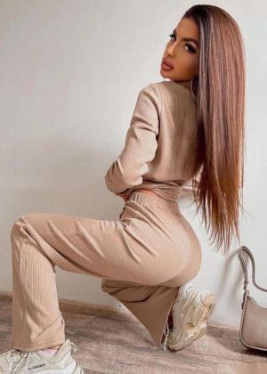 Suit (shirt and pants) #21138521