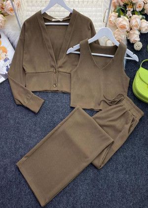 Suit (cardigan, top and trousers) #21041016